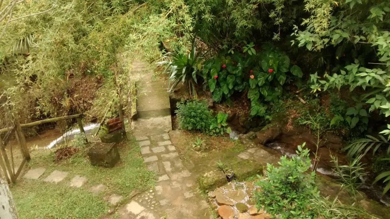 Pousada Vertente Das Aguas Lumiar Exterior foto